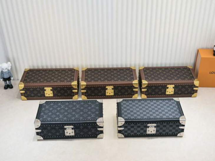Picture of Louis Vuitton Handbags _SKUfw178860900fw